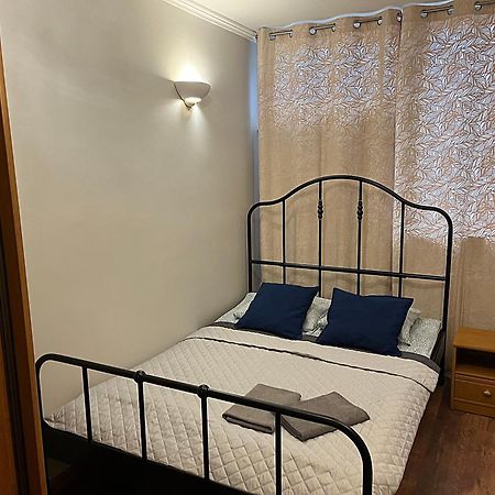 Coser Apartamenty Grzybowska Varsóvia Exterior foto