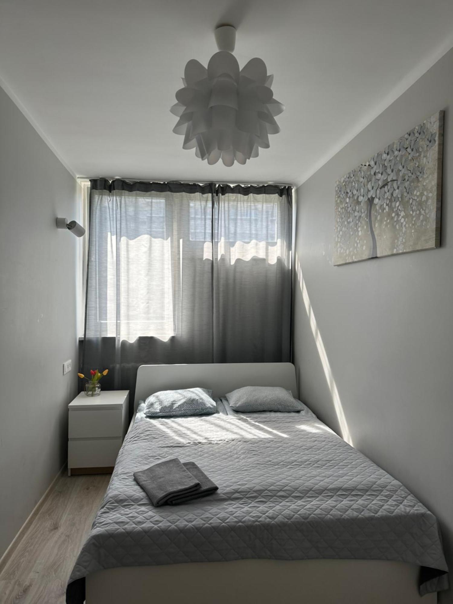 Coser Apartamenty Grzybowska Varsóvia Exterior foto